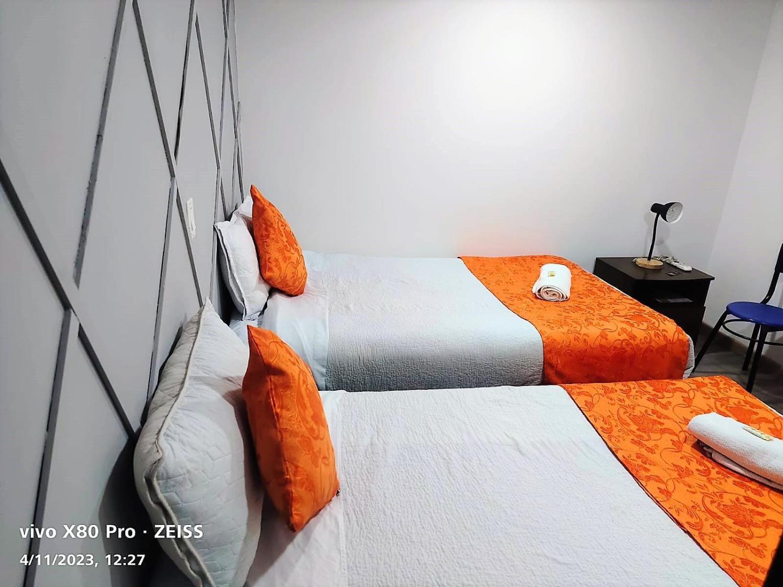 Hotel Kristal Ferial Bogotá Extérieur photo