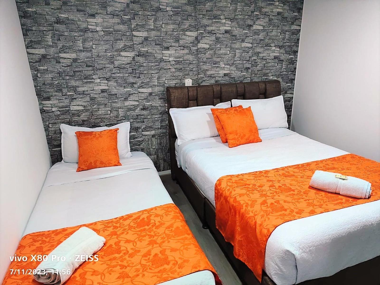 Hotel Kristal Ferial Bogotá Extérieur photo