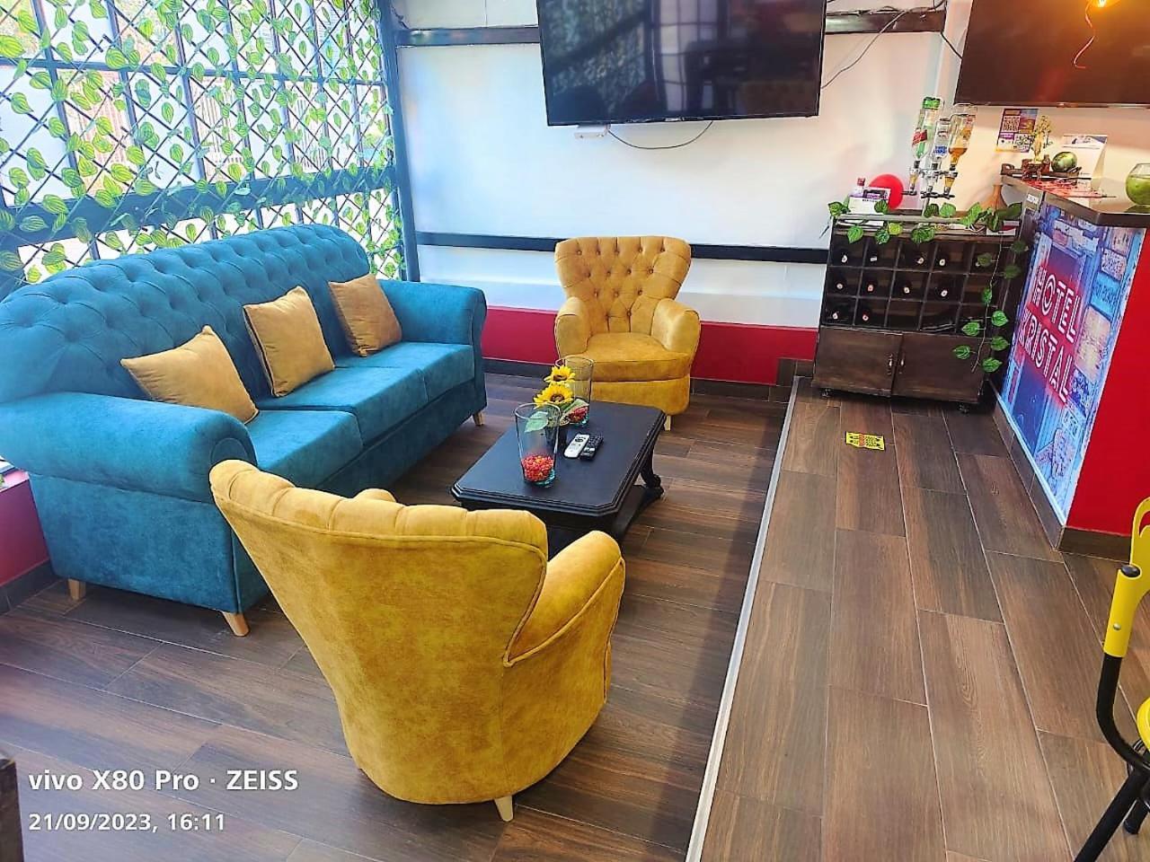 Hotel Kristal Ferial Bogotá Extérieur photo