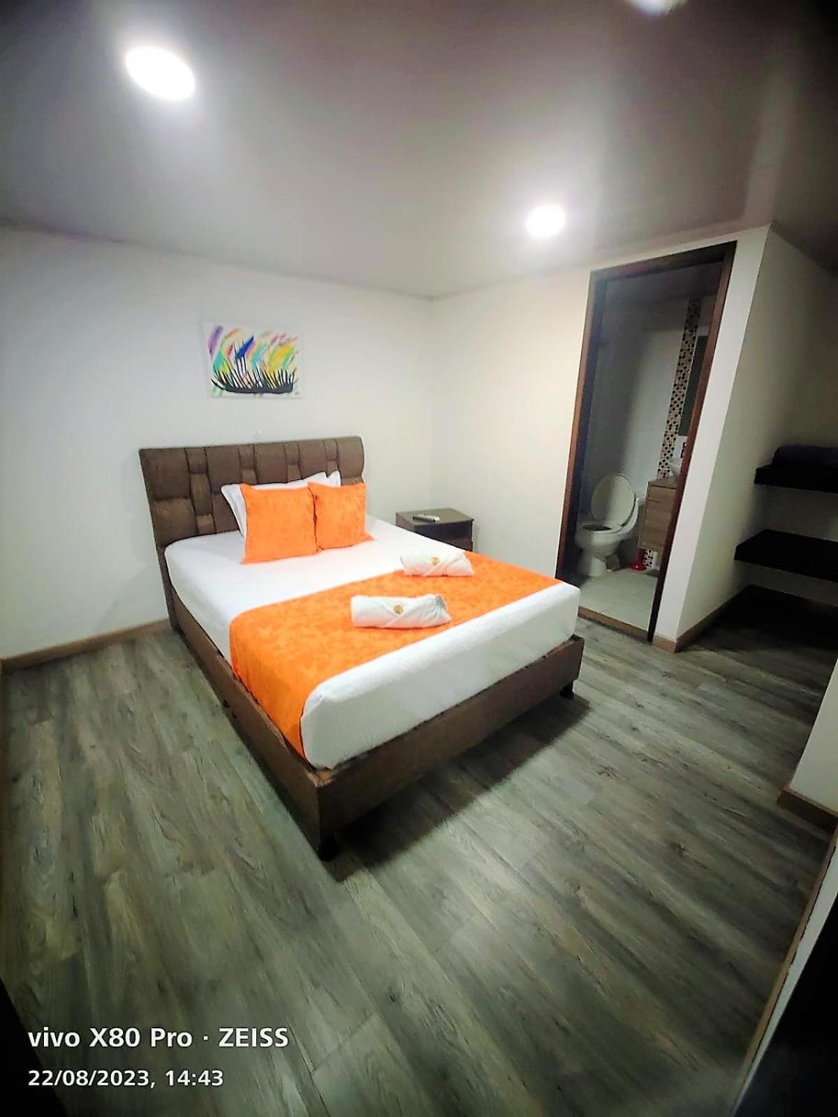 Hotel Kristal Ferial Bogotá Extérieur photo