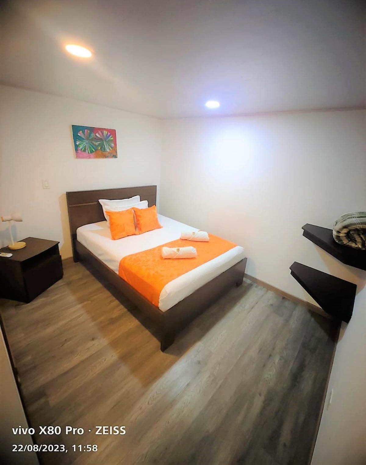 Hotel Kristal Ferial Bogotá Extérieur photo