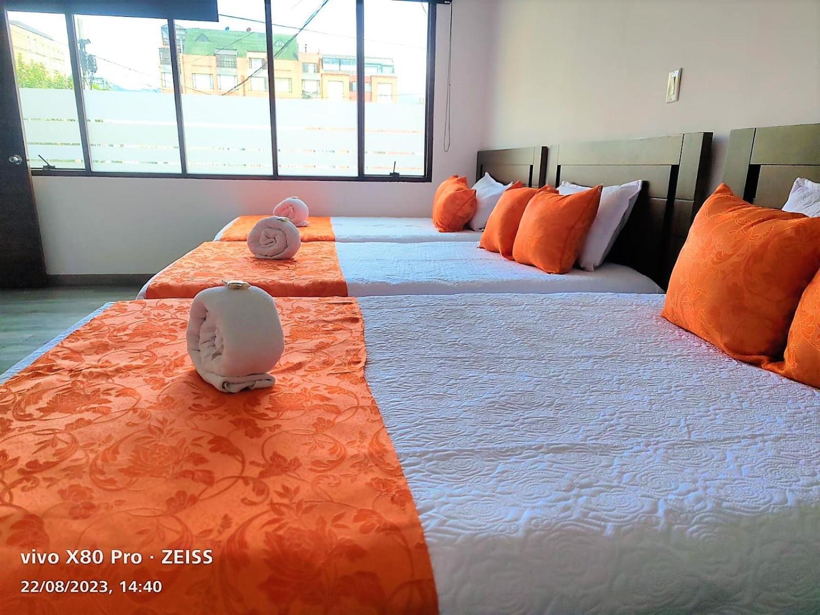 Hotel Kristal Ferial Bogotá Extérieur photo